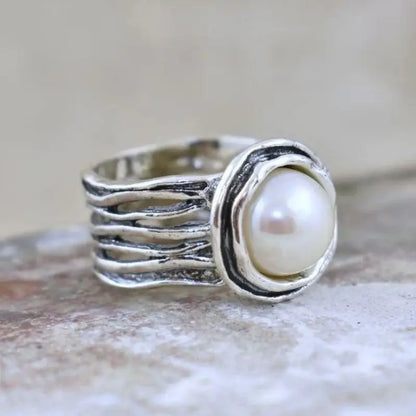 Niche Vintage Ethnic Hollow Inlay Pearl Rings For Women Birthday Party Gift Accessories Custom Jewelry
