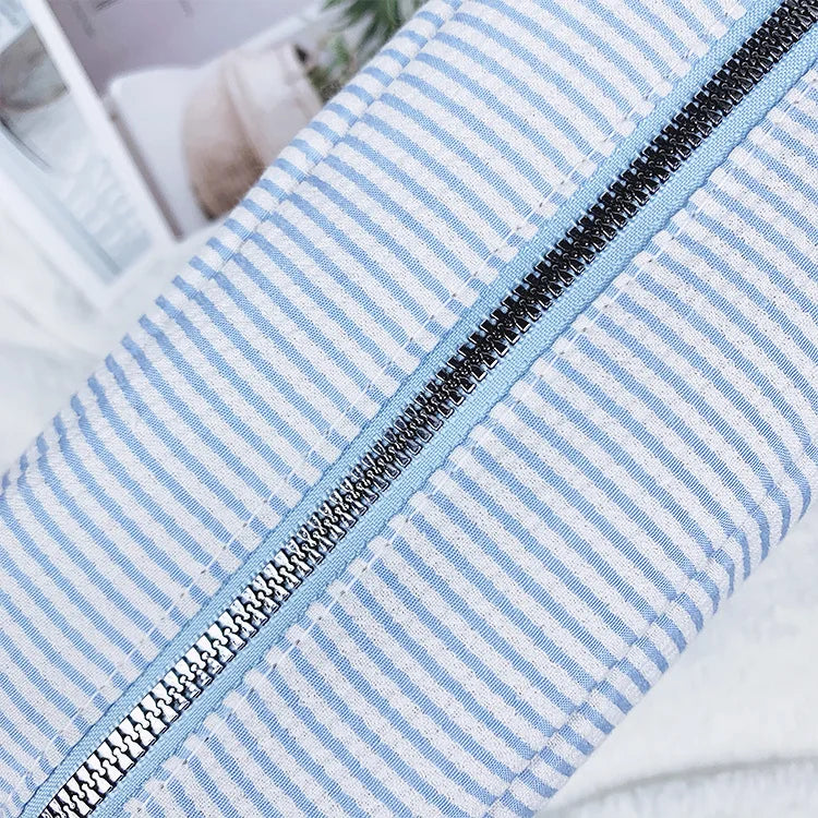 Seersucker Ruffle Cosmetic Bags Pink/Purple Striped Storage Make Up Bags for Women Lady with Zipper Travel Bag Makeup Bag