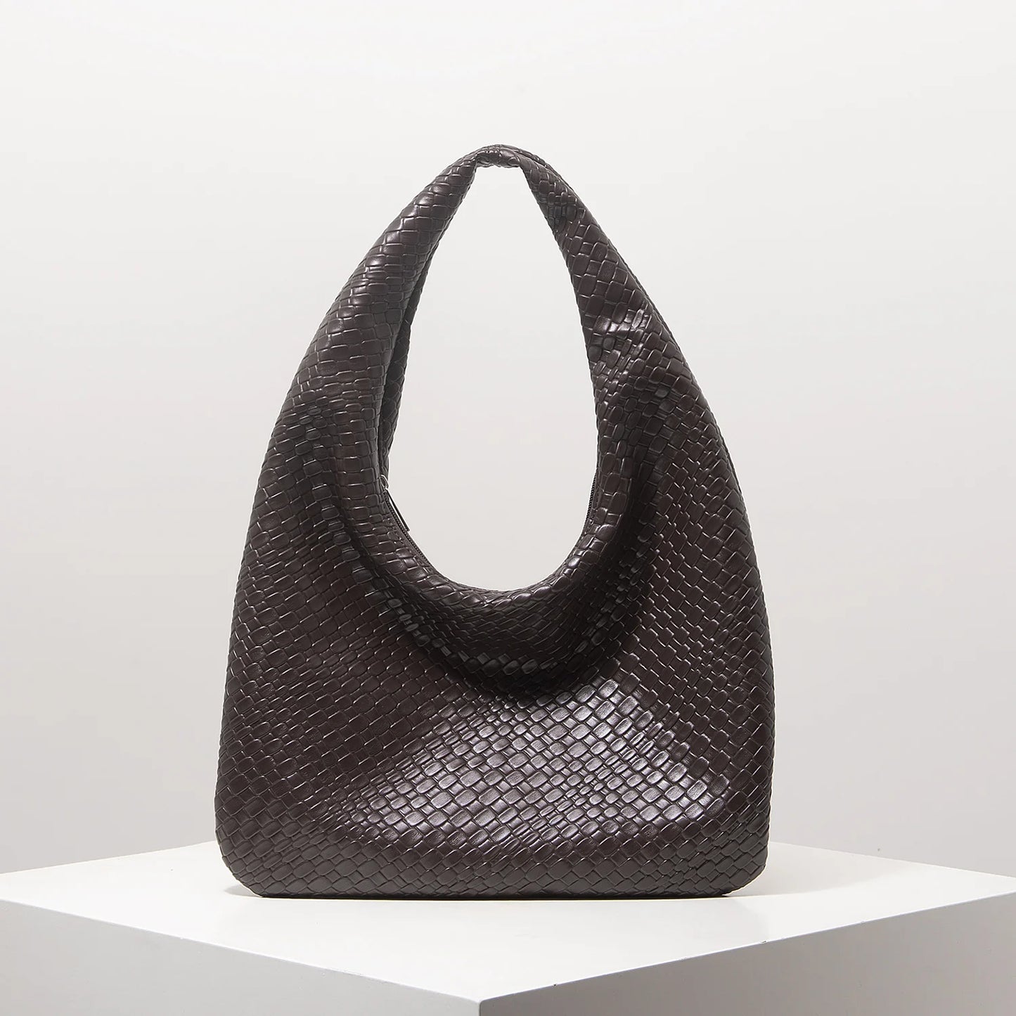 Vintage Faux Woven Leather Shoulder Bag, Women's Handbag, Large Capacity Tote Bag, Crescent Bag, Zipper Underarm Bag, Daily Commuter Bag (Random Pattern)
