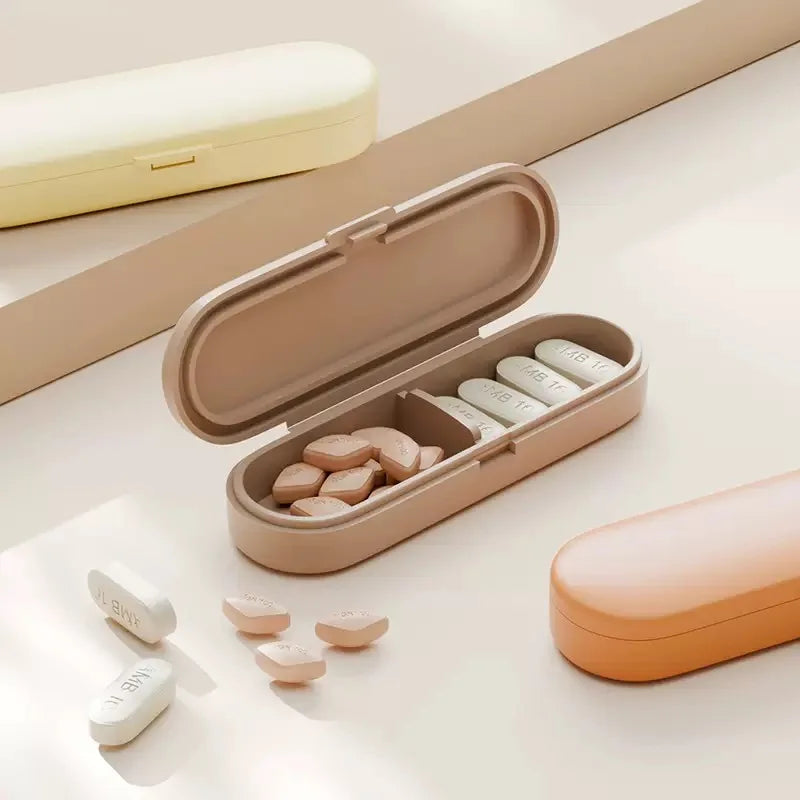 Mini Mini Convenient Medicine Box Travel Portable Medicine Box Light Avoidant Medicine Storage Box - Suitable for carrying pills