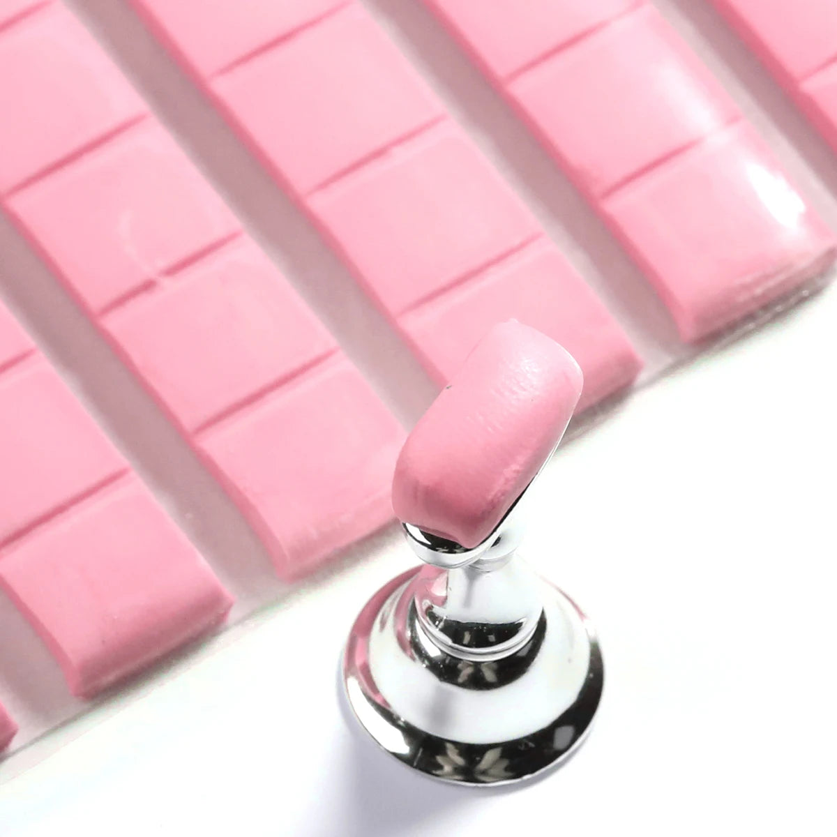 New 30Pcs PInk Green Nail Adhesive Glue Clay Reusable Tacky Gel,Use With Nail Art Practice Stand Manicure Tools Supplies