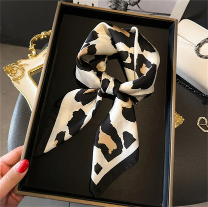 2025 New Fashion Luxury Printed Square Shawl Women 70x70cm Pashmina Silk Scarf Neck Headband Bandana