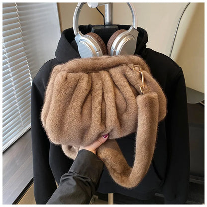 Cute and Versatile Winter Crossbody Bags Mink Fur Wrinkle Relaxed Texture Cloud Shell Bag Women Fashion Tote Shoulder Bag