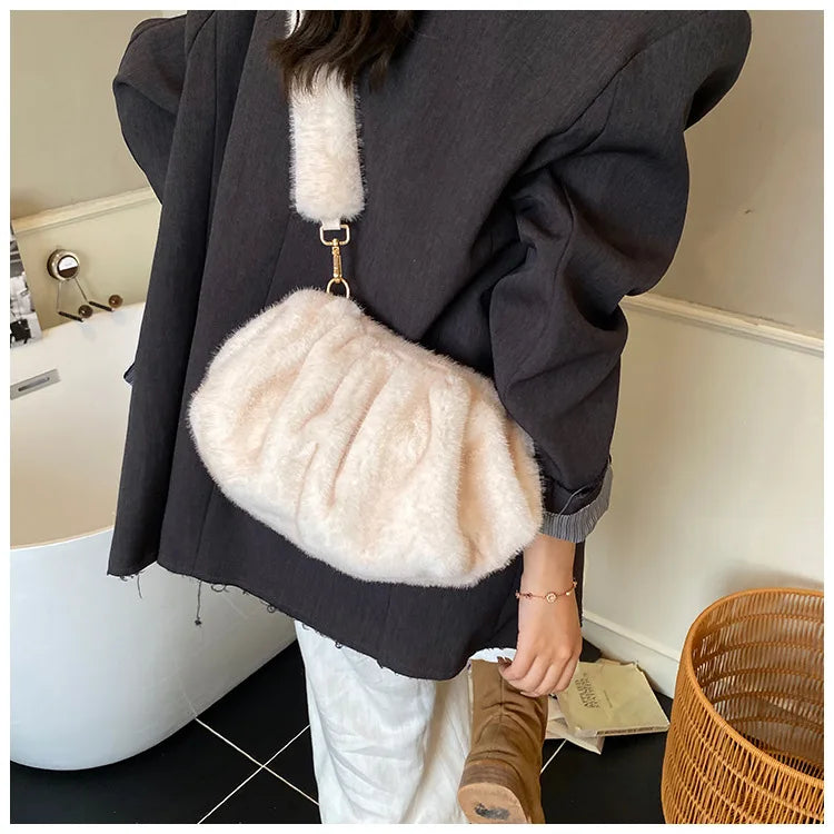 Cute and Versatile Winter Crossbody Bags Mink Fur Wrinkle Relaxed Texture Cloud Shell Bag Women Fashion Tote Shoulder Bag