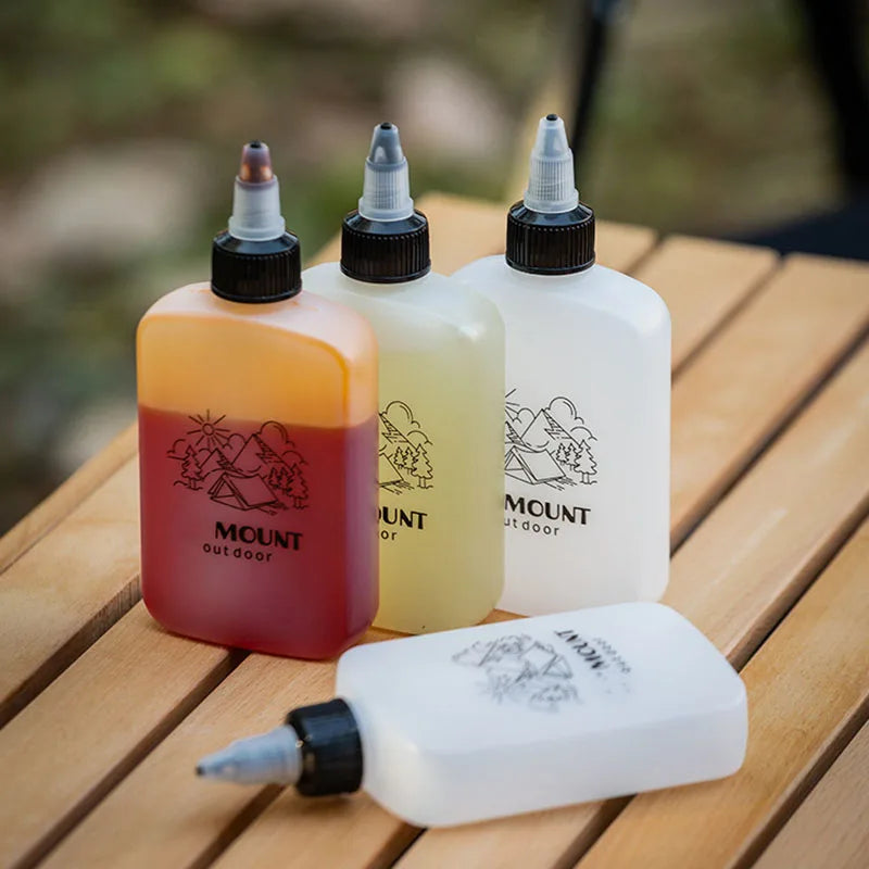 Outdoor Camping Oil Dispenser Bottle 120ml Leakproof Vinegar Jar Squeeze Bottle with Twist Top Cap HDPE for Cooking Grilling