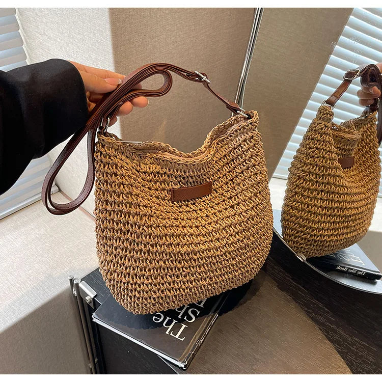 Straw woven bag, single shoulder, women's fashionable weaving, ins style, seaside beach, crossbody bag for women
