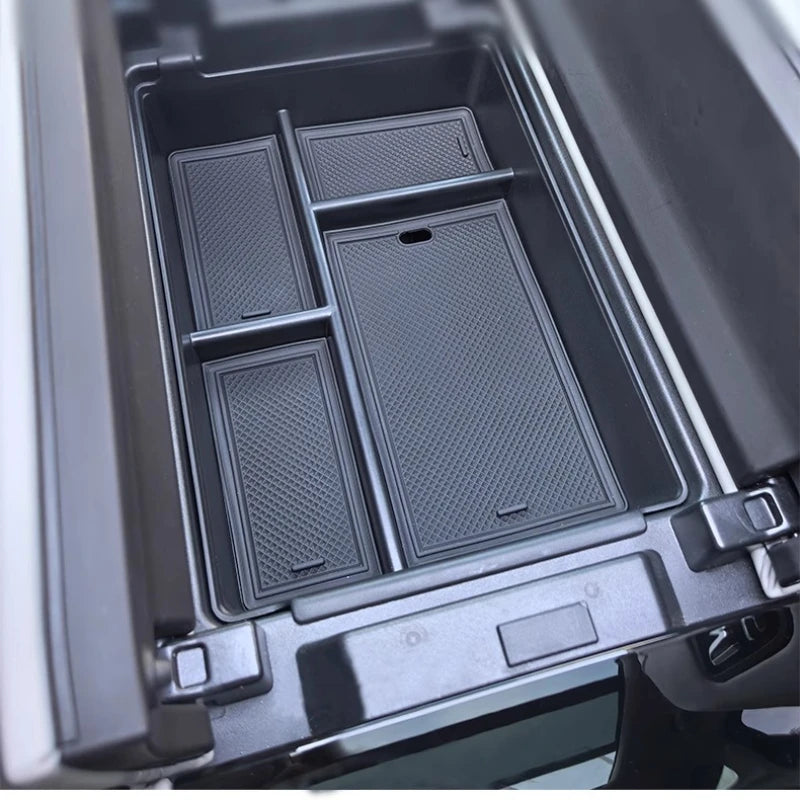 For omoda C9 phev 2024 2025 Indoor Central Upper Layer Console Car Armrest Storage Box Holder Interior Car Accessories