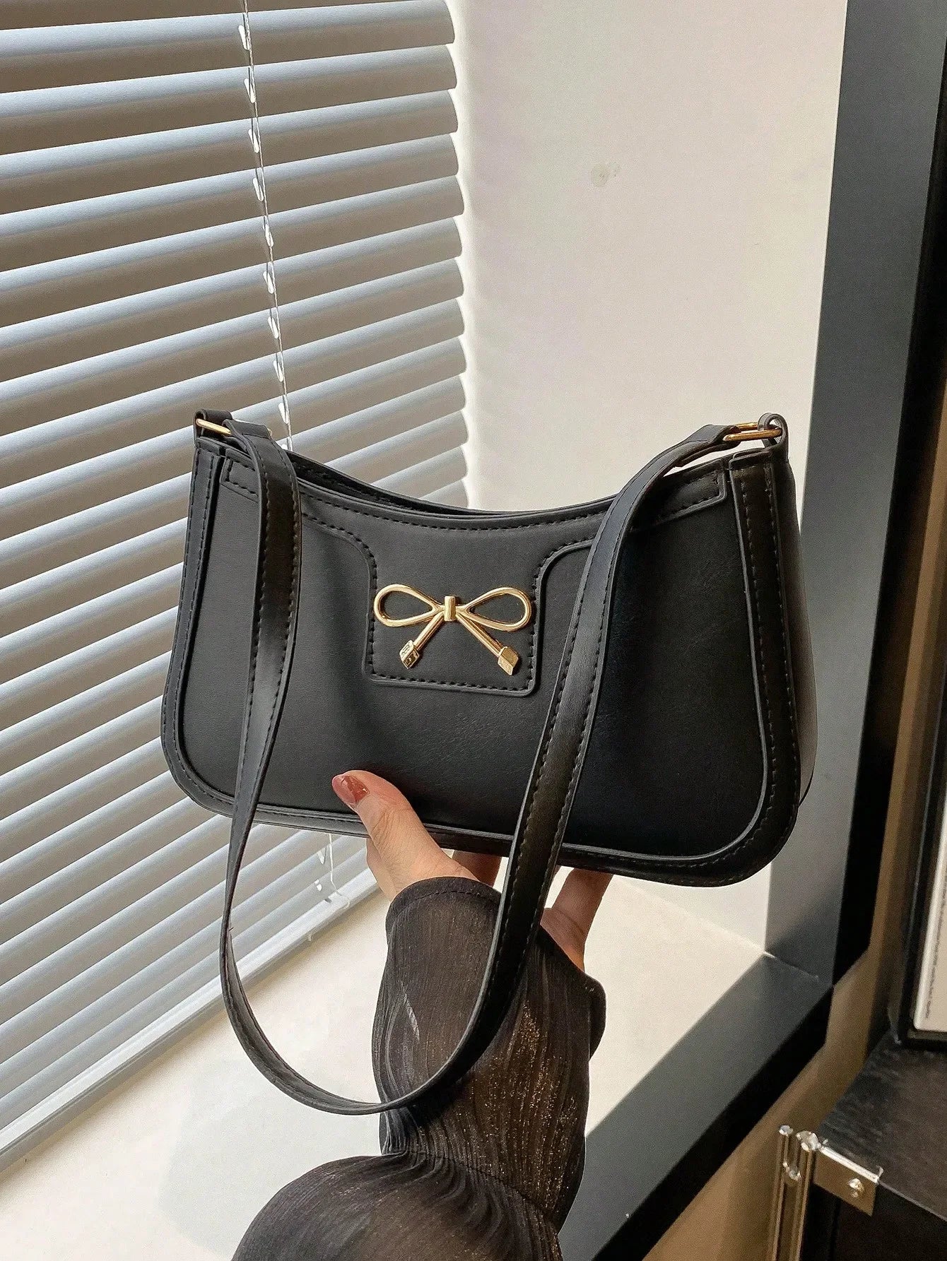 New Autumn Winter Women Shoulder Bag Korean Fashion Crossbody Bag for Commuting Under Arm Bag with Bow Decoration