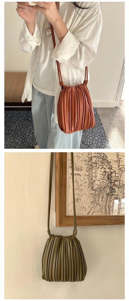 Summer Fashion New Crossbody Bag Women's PU Single Shoulder Mini Bag Luxury Versatile Pleated Casual Small Square Bag
