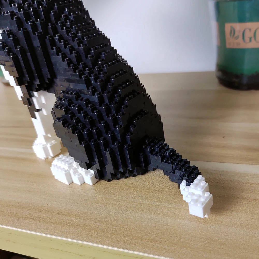 KNEW BUILT Dachshund Dog Model Micro Mini Building Blocks Set Educational Recreation Toys Pet Lover Gift Decoration Bricks