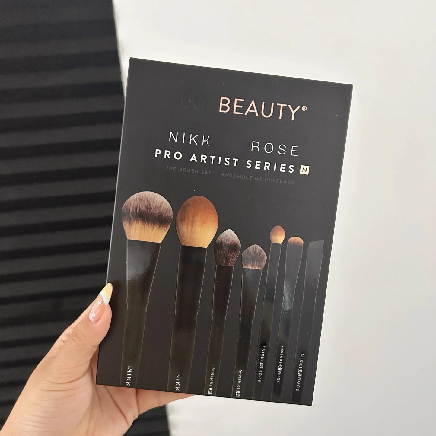 BKNikki Pro Artist Makeup Brush Set 7PCS Professional Face Powder Blush Eyeshadow Brow Liner Cosmetic Brushes