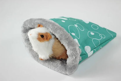 1 PC Random Color Small Pet Hamster Guinea Pig Small Nest Pet Hedgehog Squirrel Hamster Bed Comfortable Warm House for Winter