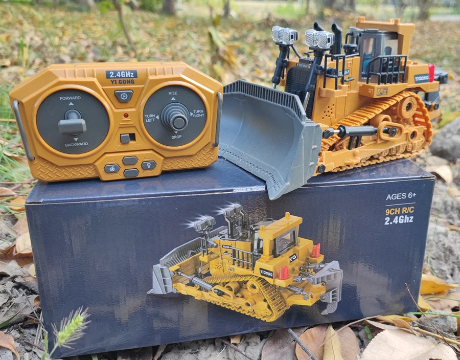 4WD Remote Control Excavator Toy Radio Controlled RC Dump Truck Vehicle Crawler Bulldozer Construction Buggy Light and Sound Car