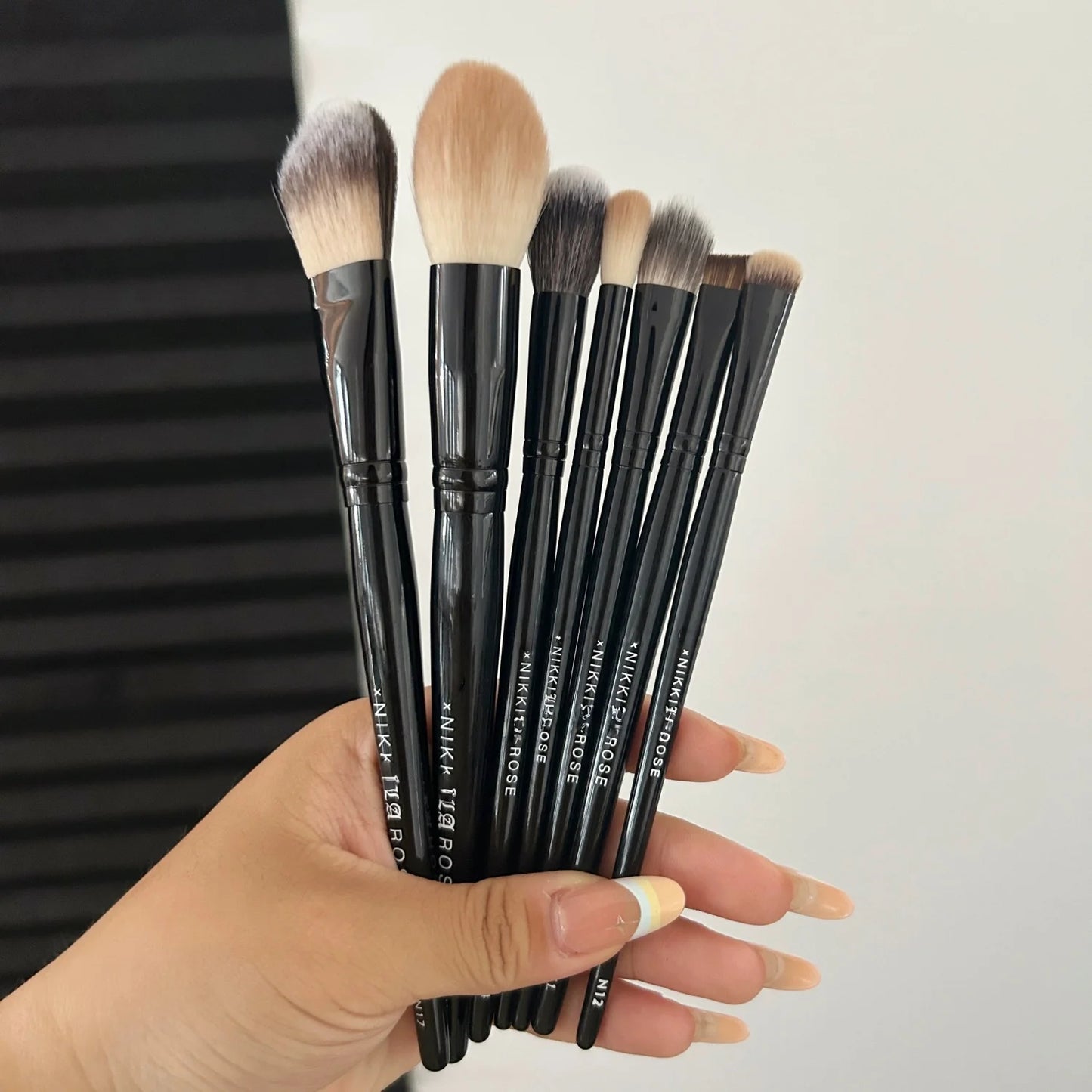 BKNikki Pro Artist Makeup Brush Set 7PCS Professional Face Powder Blush Eyeshadow Brow Liner Cosmetic Brushes