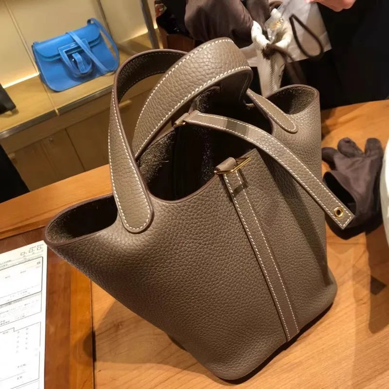Stylish Handbag, Unique Bucket Classic Shopping Tote Bag, Soft PU Litchi Pattern Basket Women Bag with Lock Small Horse Scarves