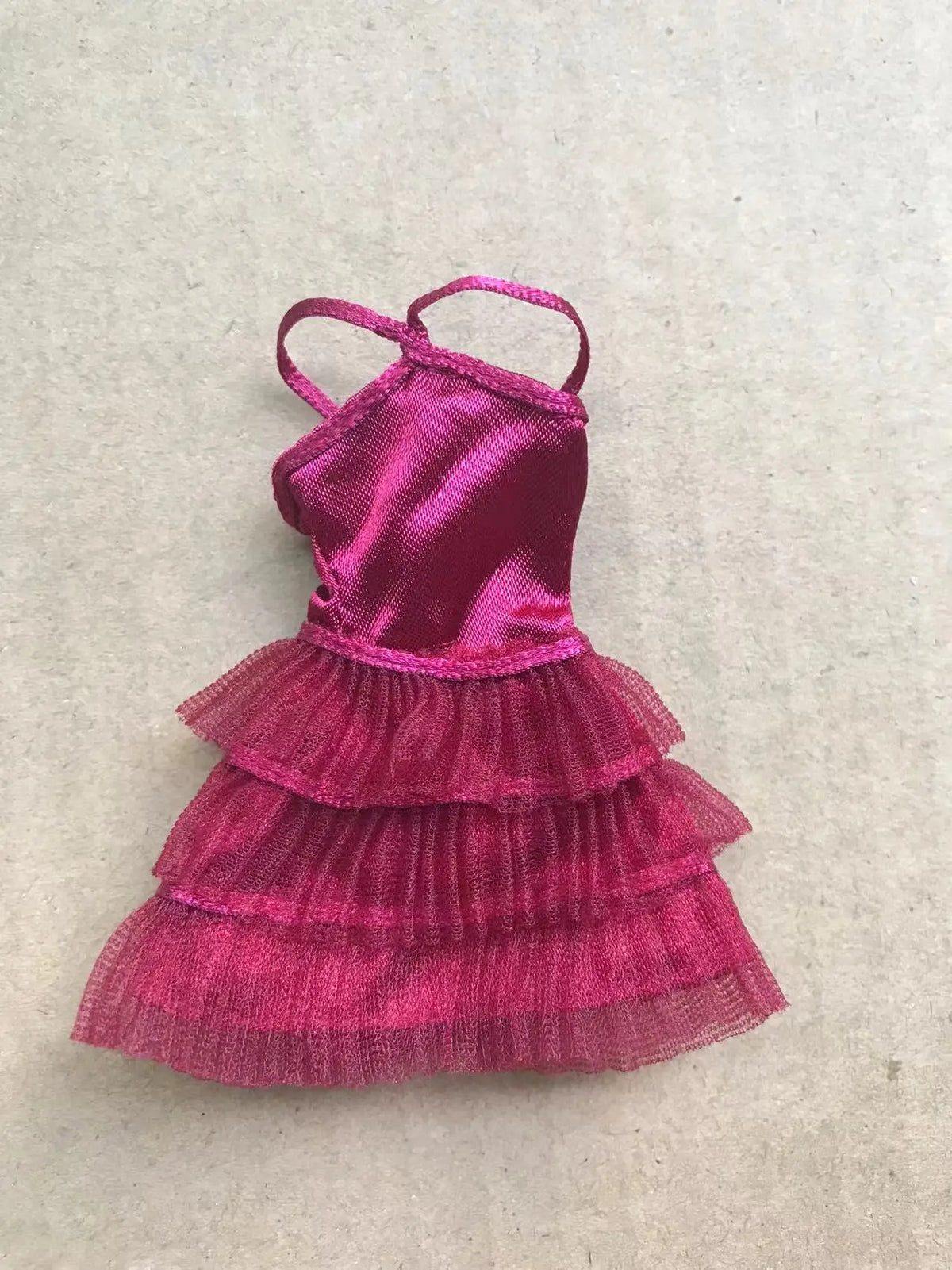 Colorful Dancing Doll Clothes Set Bratss Monster Doll Costume DIY Dressing Toy for Kids Includes Shirt Pants And Accessory