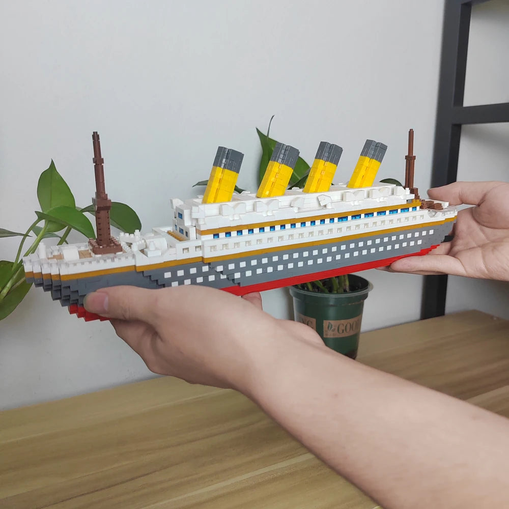 KNEW BUILT 6 Kinds Titanic Model Cruise Ship Building Block for Adult Micro Mini Brick Toy Perfect Gift Entertainment Decoration