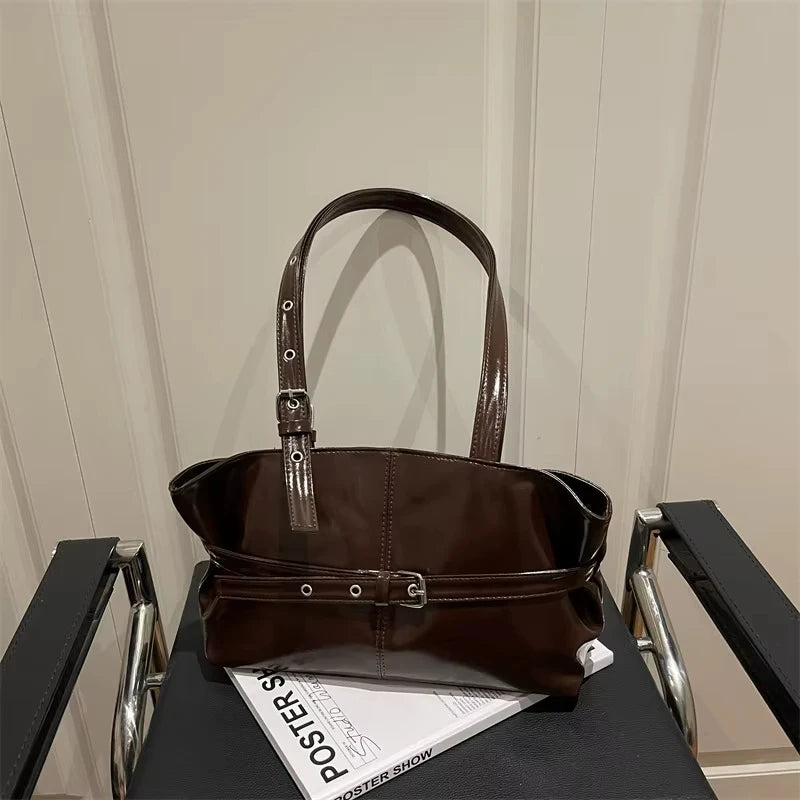Fashionable Medium Size Versatile Tote Handbag for Daily Use Ethnic Style Synthetic Leather and Canvas Bag