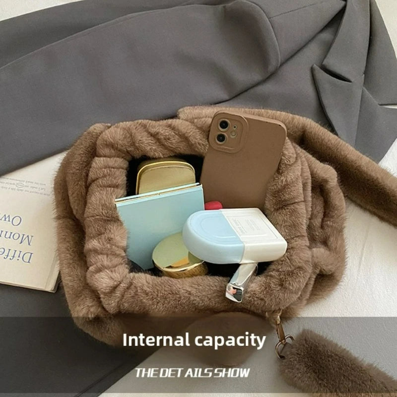 Cute and Versatile Winter Crossbody Bags Mink Fur Wrinkle Relaxed Texture Cloud Shell Bag Women Fashion Tote Shoulder Bag