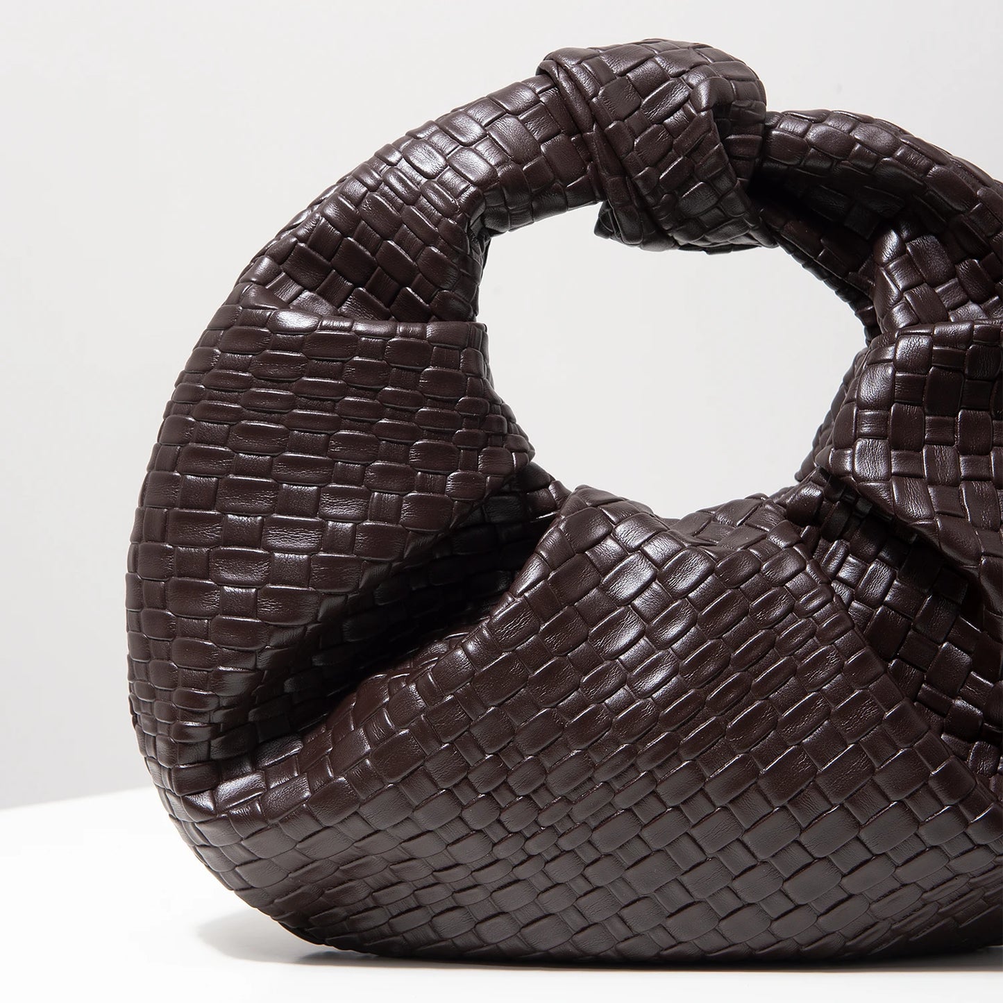 Vintage Faux Leather Woven Pattern Handbag, Knotted Crescent Bag, Pleated Cloud Bag, Women's Party Dress, Burgundy Wallet, Elegant Evening Bag (Random Pattern)