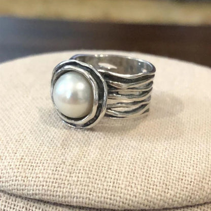 Niche Vintage Ethnic Hollow Inlay Pearl Rings For Women Birthday Party Gift Accessories Custom Jewelry