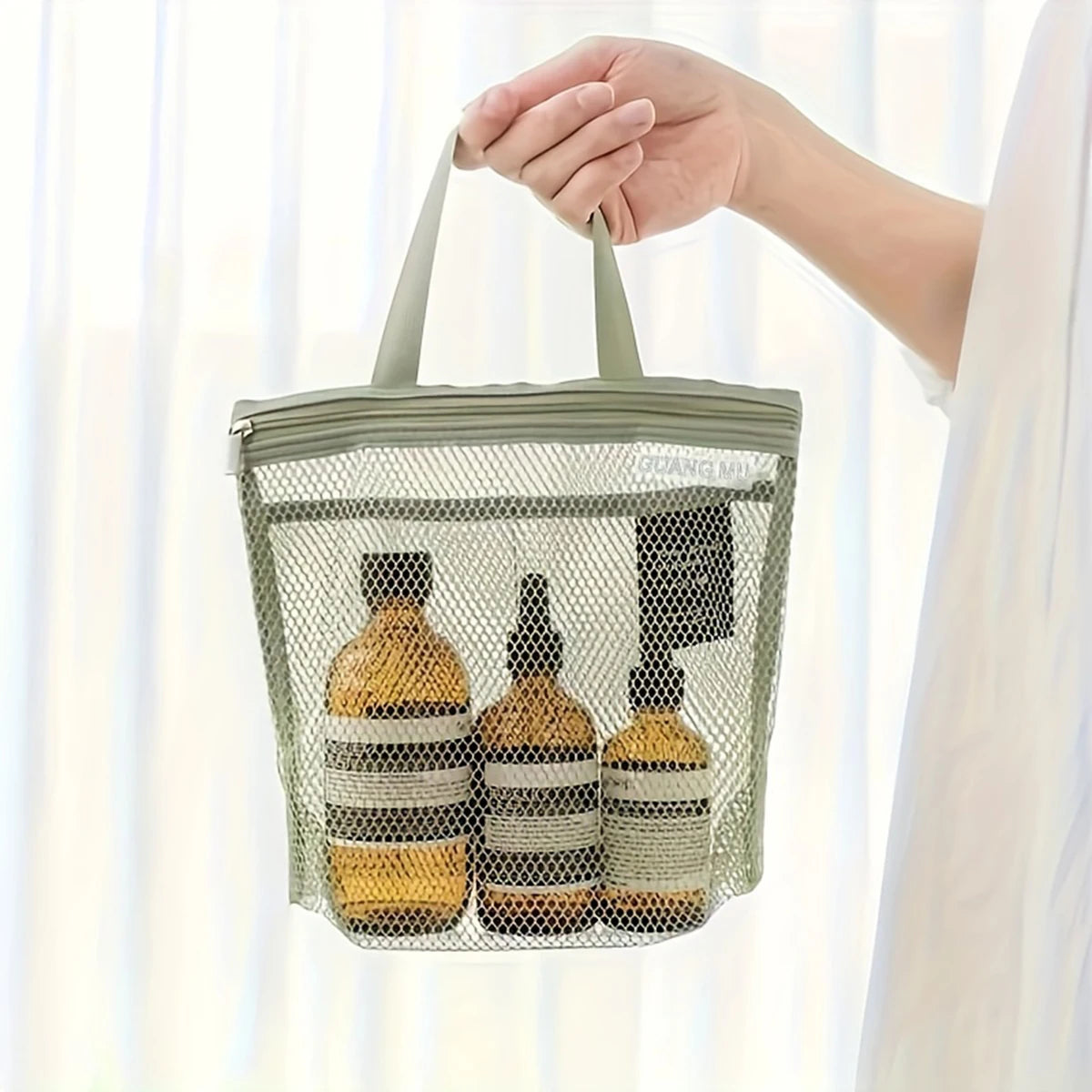 Portable makeup bag Mesh waterproof bath bag Gym bag Sundry storage bag Travel toiletry bag