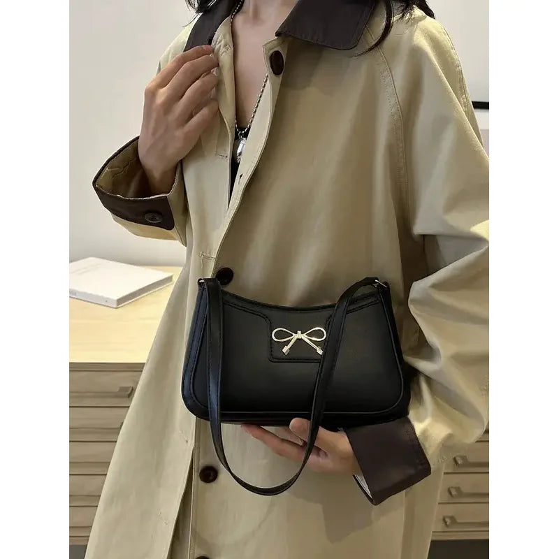 New Autumn Winter Women Shoulder Bag Korean Fashion Crossbody Bag for Commuting Under Arm Bag with Bow Decoration