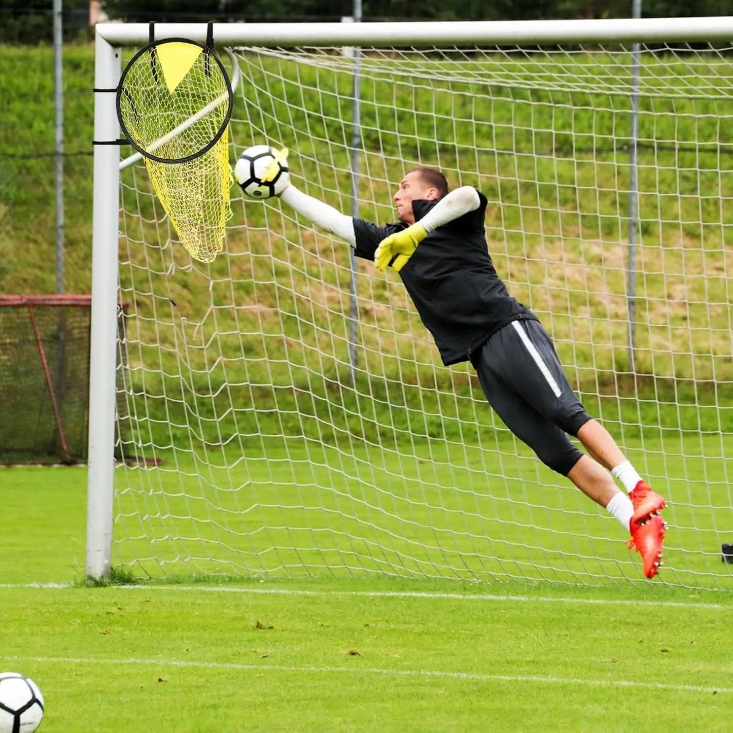 1pc Soccer Target Goal, Easy to Attach and Detach to The Goal, for Shooting Accuracy Training
