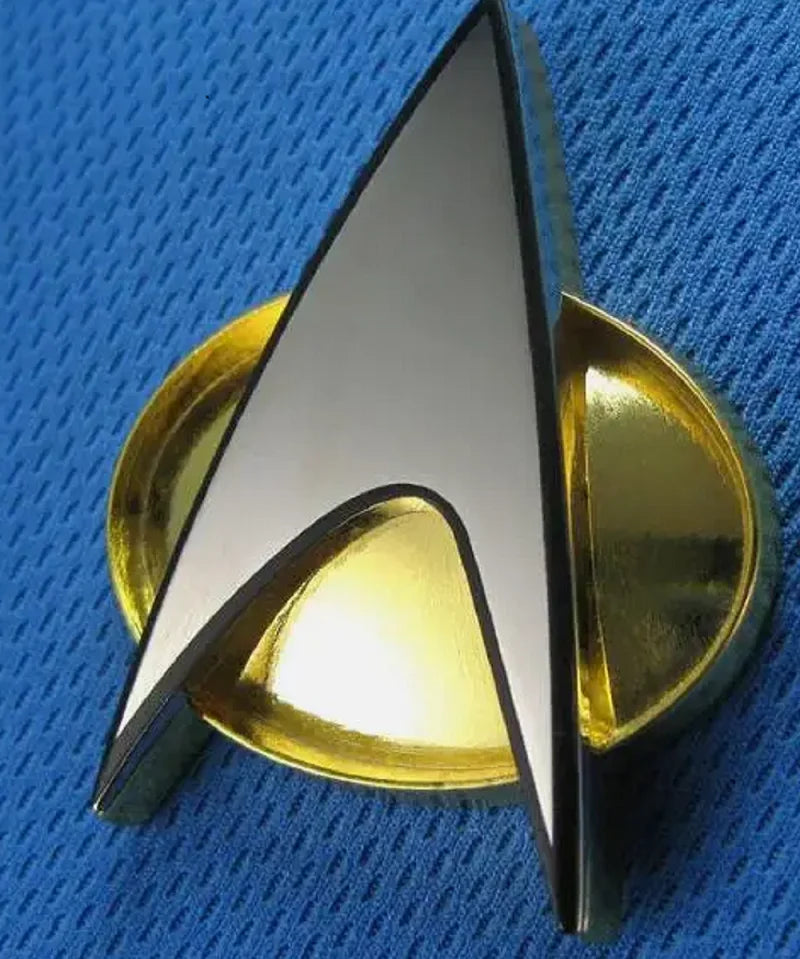 Star Trek The Next Generation Amazing Magnetic Clasp Cosplay Badge of Metal Model Figure Toy