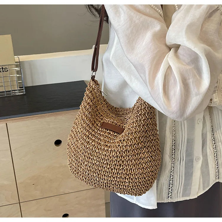 Straw woven bag, single shoulder, women's fashionable weaving, ins style, seaside beach, crossbody bag for women