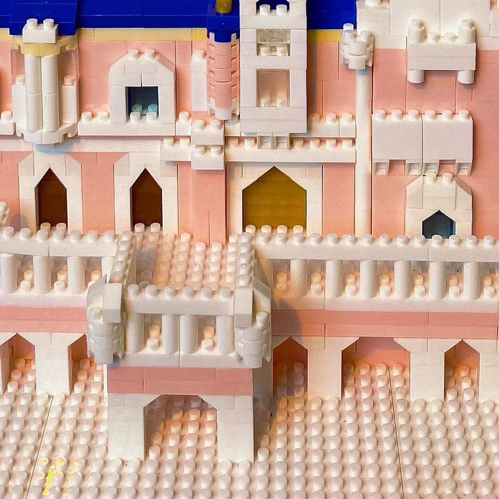 KNEW BUILT Gift Pink Castle Model Kits Toys Microblock Building Blocks for Adults Princess Kids Castles Architecture Set Bricks