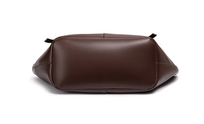 Lightweight Large Capacity 2025 New Bat-Shaped High Street Handbag European and American Style Trendy Single Shoulder Crossbody
