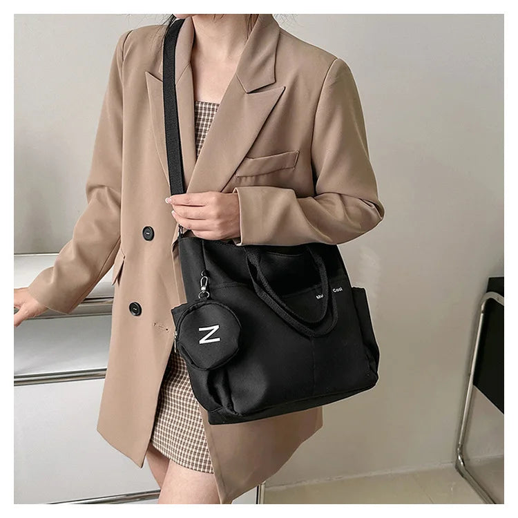 Large capacity Korean version crossbody bag suitable for both male and female college students travel shoulder bag commuting bag