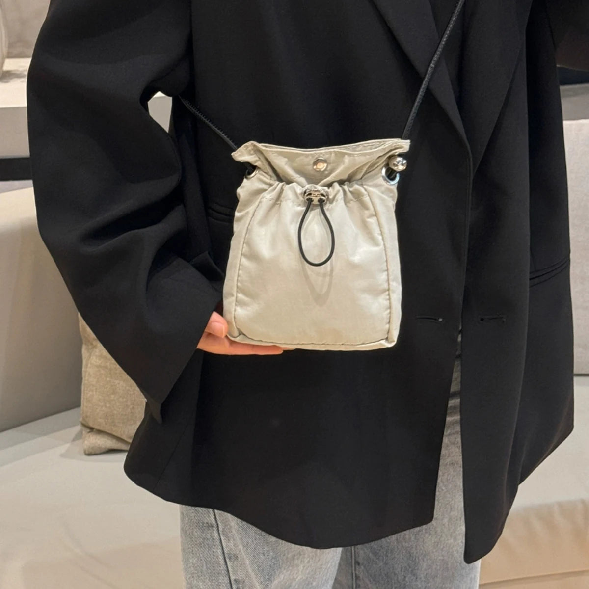 Nylon Crossbody Bag Soft Mini Phone Wallet Multifunctional Square Shoulder Bag Crossbody Purse Canvas Purse Messenger Bag