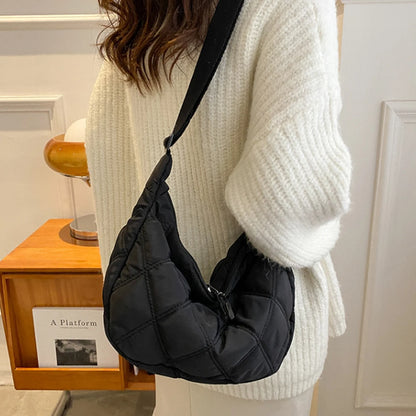 Black diamond check embroidered thread large capacity down Cloud Women's shoulder crossbody dumpling bag (without pendant)