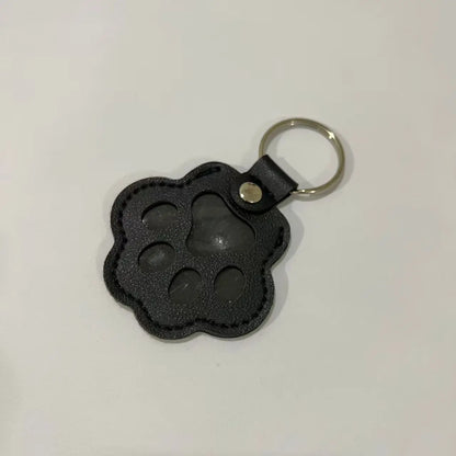 Dog Hair Collector Keychain Leather Pet Memorial Keepsake for Dogs and Cats, Fur Storage Pendant Charm Gift Keychain