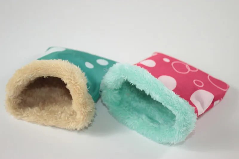 1 PC Random Color Small Pet Hamster Guinea Pig Small Nest Pet Hedgehog Squirrel Hamster Bed Comfortable Warm House for Winter