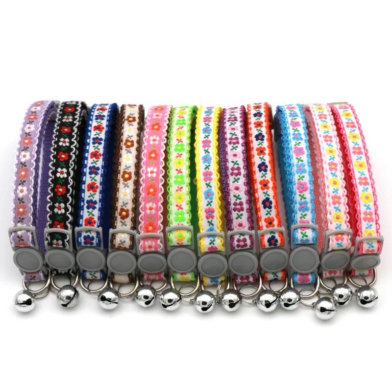 Hand Knitting Flower Pet Collar With Bell Colorful Retro Style Cat Collar Adjustable Safety Necklace For Puppy Cat Accessories
