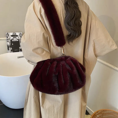 Cute and Versatile Winter Crossbody Bags Mink Fur Wrinkle Relaxed Texture Cloud Shell Bag Women Fashion Tote Shoulder Bag