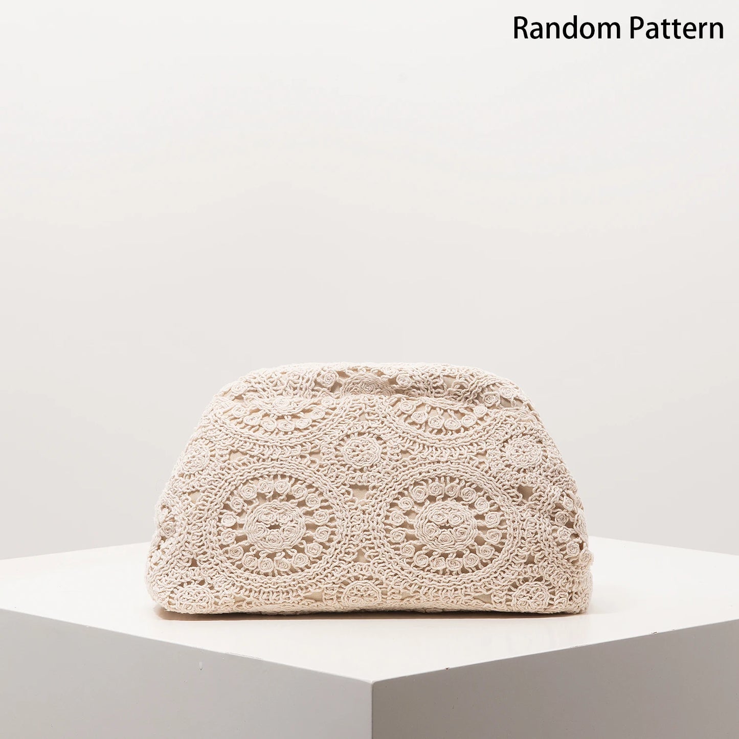 Pattern hollow woven bag, simple clutch bag, Bohemian clip bag, holiday casual straw purse, beach bag (random pattern)
