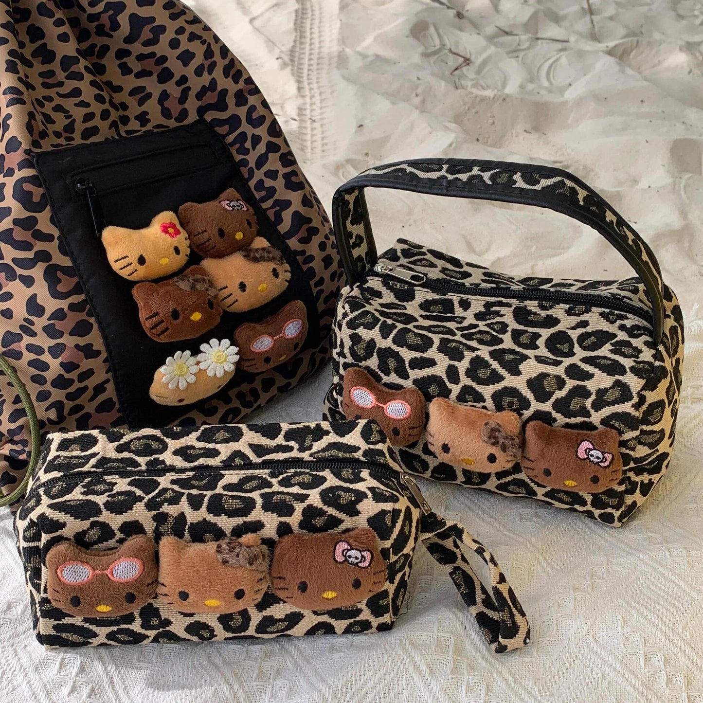 High Beauty Hello Kitty Plush Black Handbag Makeup Bag Womens Large Capacity Travel Handbag Skincare Cosmetics Portable Commuter