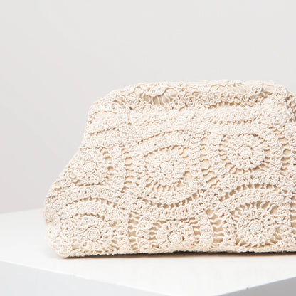 Pattern hollow woven bag, simple clutch bag, Bohemian clip bag, holiday casual straw purse, beach bag (random pattern)