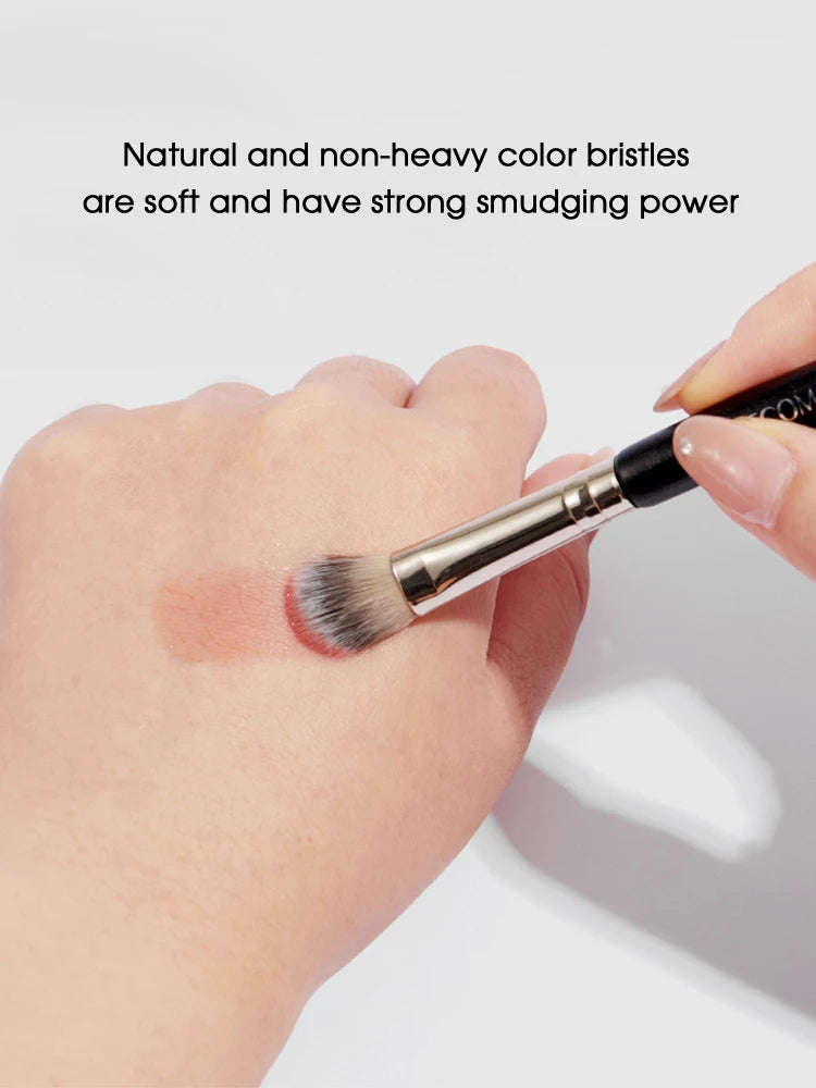 Double-headed painting eyeshadow brush novice makeup brush soft hair does not eat powder natural dizzy dye easy makeup