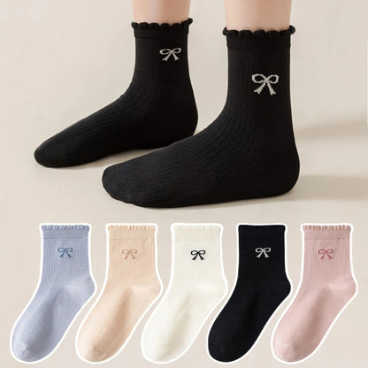 3 Pairs of Random Mixed Color Kidsren's Socks with Lace Bow Patterns for Girls and Babies, Versatile Mid-Calf Socks for All Seasons Suitable for Daily Life