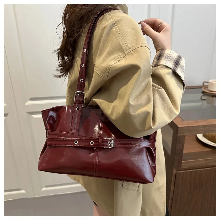 Fashionable Medium Size Versatile Tote Handbag for Daily Use Ethnic Style Synthetic Leather and Canvas Bag