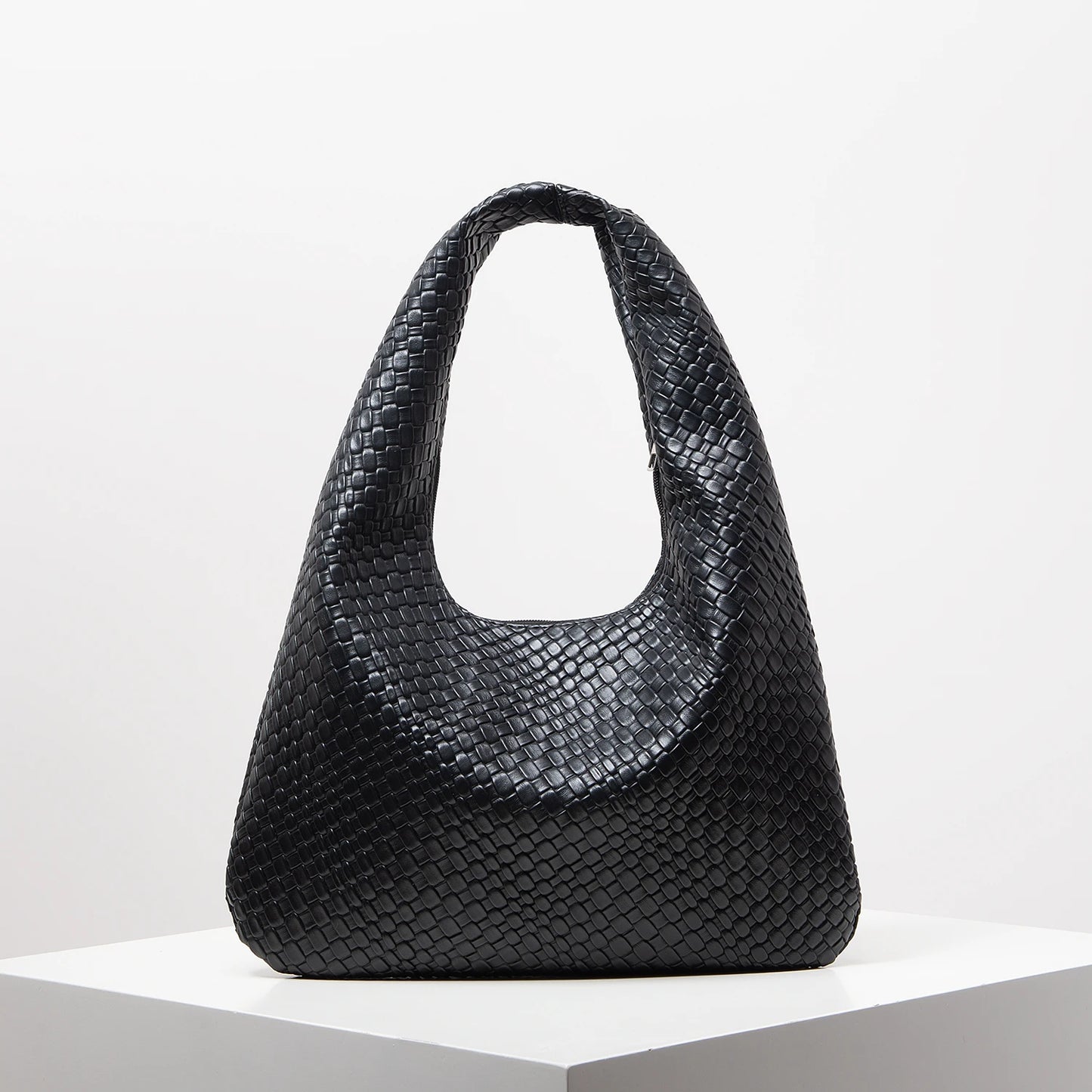 Vintage Faux Woven Leather Shoulder Bag, Women's Handbag, Large Capacity Tote Bag, Crescent Bag, Zipper Underarm Bag, Daily Commuter Bag (Random Pattern)