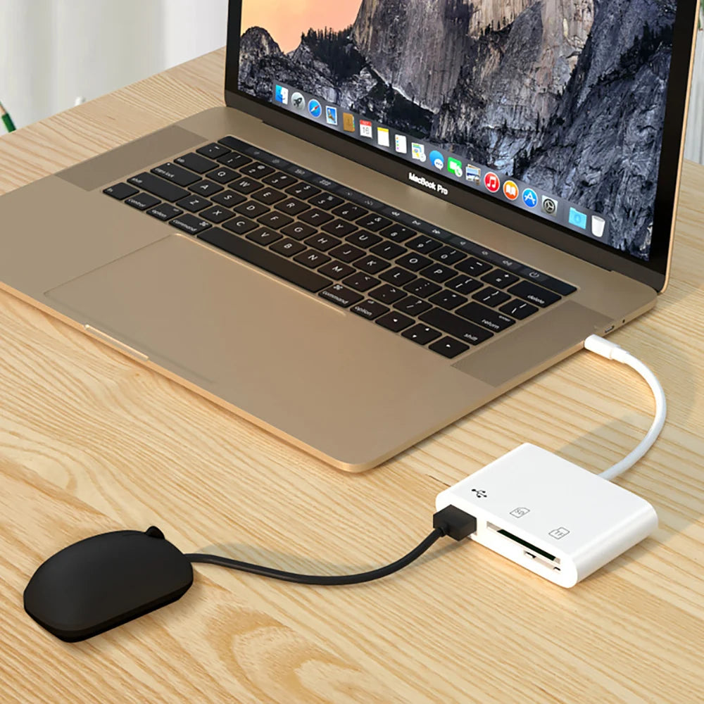 Type C Card Reader SD TF Memory Card Reader USB C OTG Adapter High Speed Data Transmitter for Phone 15 Macbook Smart Cell Phone
