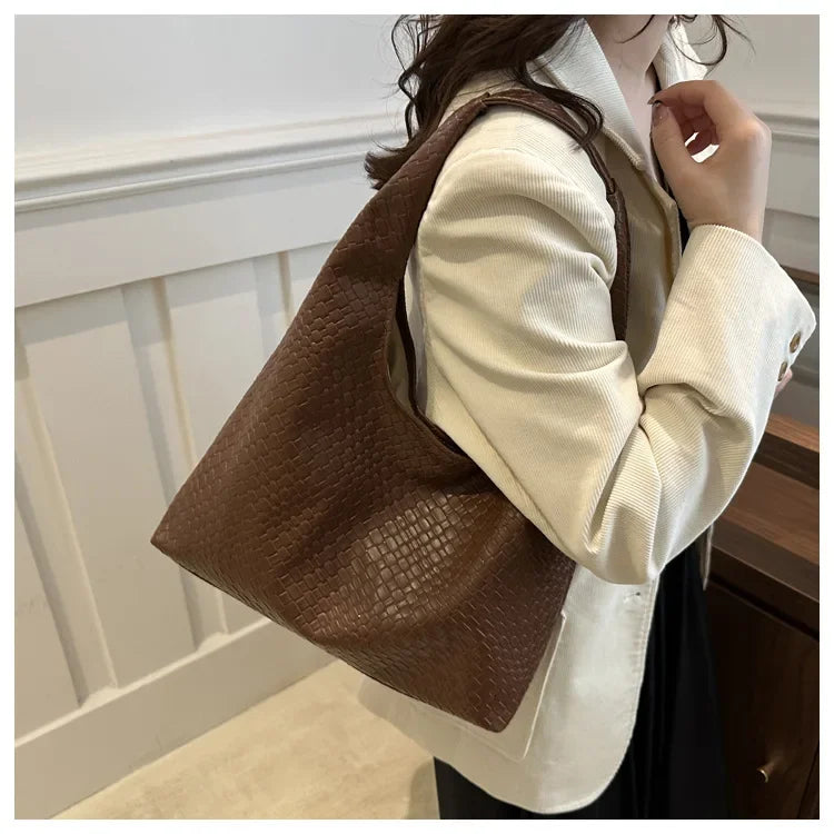 Minimalist Hobo Tote Bag for Women - Retro Elegant Large Capacity Shoulder Bag for Work, Travel & Daily Use