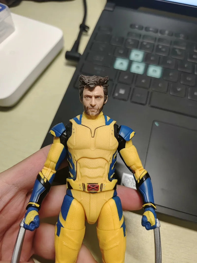 New stock Hasbro Marvel Legend series Wolverine yellow classic battle suit 6-inch movie figurine model toy collection birthday