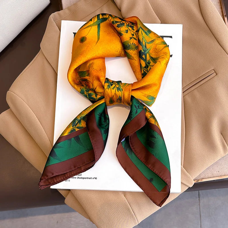 2025 New Fashion Luxury Printed Square Shawl Women 70x70cm Pashmina Silk Scarf Neck Headband Bandana